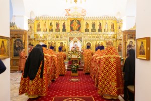 Божественная литургия в Свято-Алексиевском женском монастыре г. Саратова