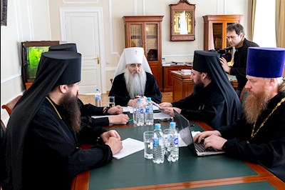 Состоялось заседание Архиерейского совета