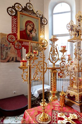 Божественная литургия в храме в честь иконы Божией Матери «Всех скорбящих Радость» г. Саратова