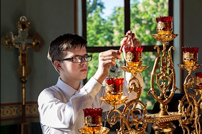 Божественная литургия в Вознесенско-Пантелеимоновском храме с. Усть-Курдюм Саратовского района