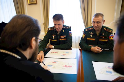 Митрополит Игнатий встретился с начальником Саратовского высшего артиллерийского командного училища