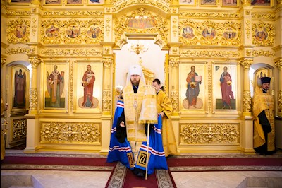 Митрополит Игнатий совершил всенощное бдение в храме апостола и евангелиста Иоанна Богослова г. Саратова