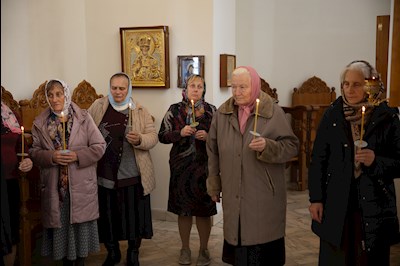 Митрополит Игнатий совершил панихиду в Свято-Алексиевском женском монастыре г. Саратова