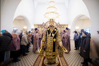 Митрополит Игнатий совершил Божественную литургию в храме преподобного Сергия Радонежского г. Саратова