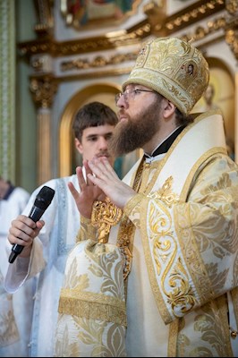Митрополит Игнатий совершил Божественную литургию в Покровском соборе г. Саратова