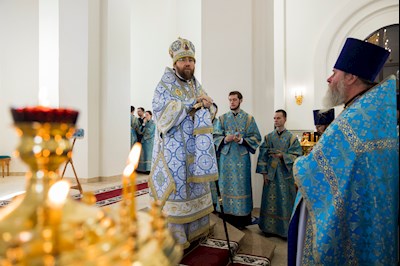Митрополит Игнатий совершил Божественную литургию в храме святого апостола и евангелиста Иоанна Богослова с. Казанла Базарно-Карабулакского района