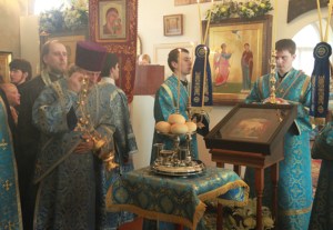 Всенощное бдение в храме в честь Благовещения Пресвятой Богородицы города Саратова