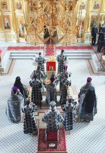 Литургия Преждеосвященных Даров на Архиерейском подворье — храме во имя святого апостола и евангелиста Иоанна Богослова при СПДС