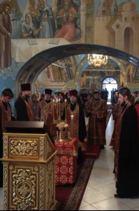 Всенощное бдение в Свято-Троицком соборе Саратова