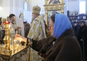 Божественная литургия в храме во имя святого великомученика Георгия Победоносца города Саратова