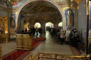 Всенощное бдение в Свято-Троицком кафедральном соборе Саратова