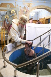 Крещальная литургия в Свято-Троицком кафедральном соборе г. Саратова