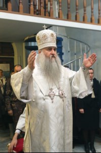 Божественная литургия и панихида в храме во имя святителя и чудотворца Николая на Елшанском кладбище г. Саратова