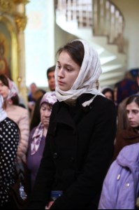 Вечерня в соединении с Литургией Василия Великого и Чин умовения ног в храме в честь Покрова Пресвятой Богородицы г.Саратова