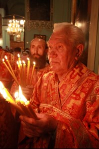 Всенощное бдение в Духосошественском кафедральном соборе Саратова