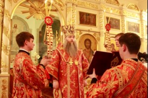 Всенощное бдение в Серафимовском храме Саратова