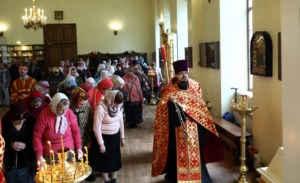 Всенощное бдение на Архиерейском подворье — храме во имя преподобного Серафима Саровского г.Саратова
