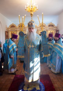 Божественная литургия в храме в честь Успения Пресвятой Богородицы п. Возрождение Хвалынского района