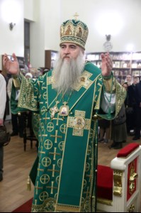 Божественная литургия на Архиерейском подворье — храме во имя преподобного Серафима Саровского г.Саратова