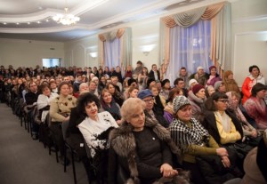 В Саратове прошла встреча с протоиереем Артемием Владимировым