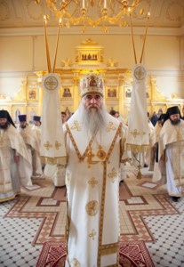 Божественная литургия на Архиерейском подворье — храме во имя святого апостола и евангелиста Иоанна Богослова при СПДС