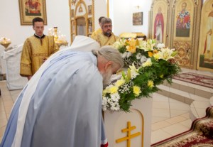 Божественная литургия в храме святых первоверховных апостолов Петра и Павла г. Красноармейска