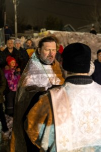Клирики Саратовской епархии совершили освящение воды в открытых водоемах