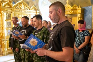 В Саратове встретили икону «Избавительница от бед»
