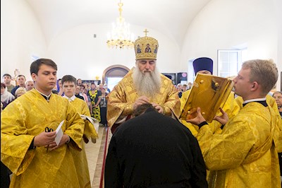 Божественная литургия в храме во имя святителя Николая Японского г. Саратова
