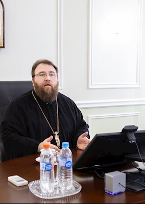 Митрополит Игнатий встретился со студентами-теологами