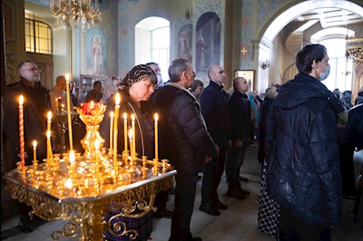 Митрополит Игнатий совершил вечернее богослужение с чином прощения в Покровском соборе г. Саратова
