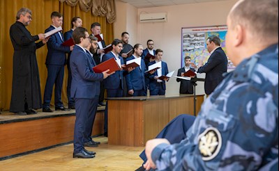 Архиерейский хор Саратовской митрополии выступил в СИЗО