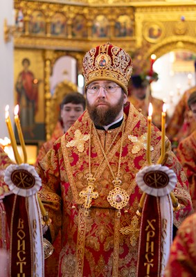 Божественная литургия в храме великомученика Георгия Победоносца г. Саратова