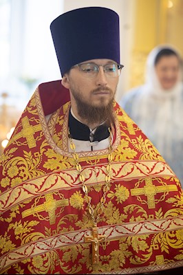 Митрополит Игнатий совершил Божественную литургию в храме святого апостола и евангелиста Иоанна Богослова г. Саратова