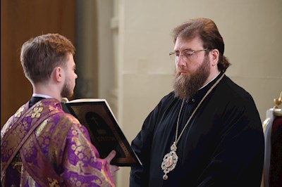 Митрополит Игнатий совершил всенощное бдение в Покровском соборе г. Саратова