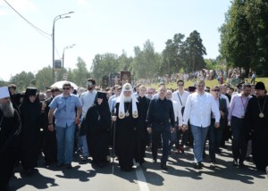 Крестный ход из Хотьково в Сергиев Посад