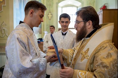 Митрополит Игнатий совершил Божественную литургию в Покровском соборе г. Саратова