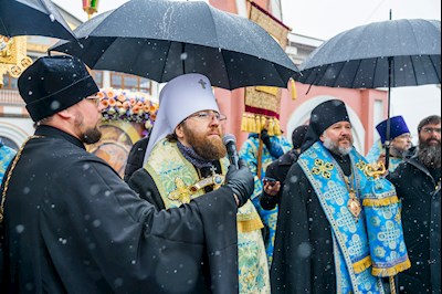 В Саратове прошел традиционный крестный ход с Казанской иконой Божией Матери
