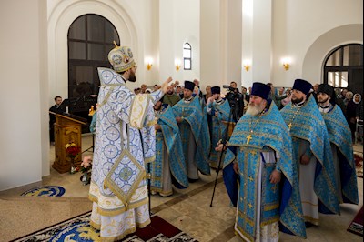 Митрополит Игнатий совершил Божественную литургию в храме святого апостола и евангелиста Иоанна Богослова с. Казанла Базарно-Карабулакского района