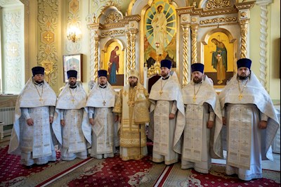 Митрополит Игнатий совершил Божественную литургию в Покровском соборе г. Саратова