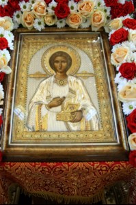 Митрополит Лонгин совершил Великое освящение Вознесенского храма Вознесенско-Пантелеимоновской церкви с. Усть-Курдюм