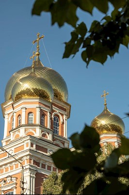 Митрополит Игнатий совершил Божественную литургию в Покровском соборе г. Саратова