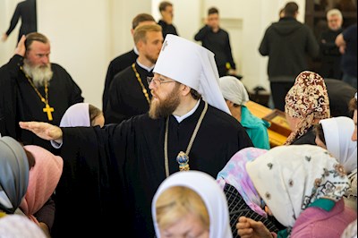 Митрополит Игнатий совершил Божественную литургию в храме святого апостола и евангелиста Иоанна Богослова с. Казанла Базарно-Карабулакского района