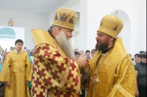 Божественная Литургия в храме святых первоверховных апостолов Петра и Павла г.Красноармейска
