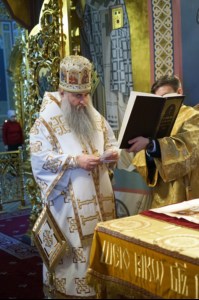 Божественная литургия в Свято-Троицком кафедральном соборе г. Саратова