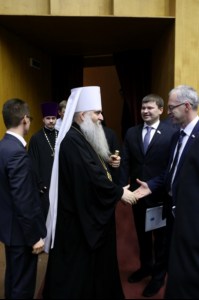 Митрополит Лонгин принял участие в расширенном заседании областного Правительства