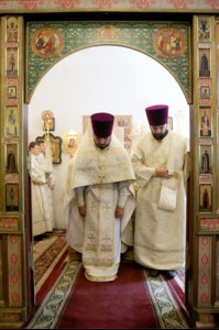 Божественная литургия в храме во имя святителя Тихона, епископа Воронежского, Задонского чудотворца г.Саратова