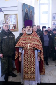Божественная литургия в храме в честь Воздвижения Честнаго и Животворящего Креста Господня на территории Вольского военного института материального обеспечения