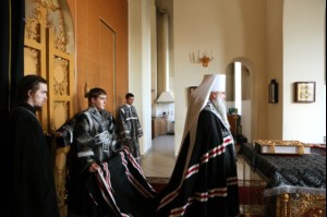 Великое повечерие с чтением канона преподобного Андрея Критского в Свято-Троицком кафедральном соборе г. Вольска