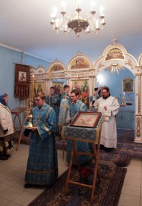 Божественная литургия в храме в честь Рождества Пресвятой Богородицы с. Ершовка (Муммовское) Аткарского района
